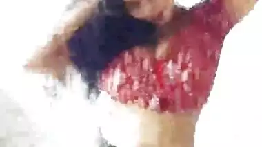 hot girl dancing with huge tits and navel