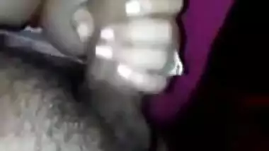 Sexy desi girl sucking cock deepthroat