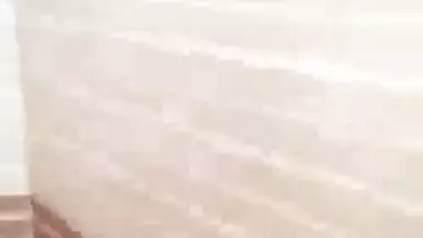 Big boobs Desi aunty bathroom sex arousal act