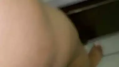 South Indian nude lady fucks like a whore in a hotel room