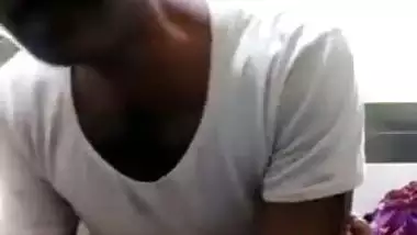 Indian neighbour Bhabhi sex scandal clip