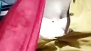 Cute Desi Girl Showing Boobs