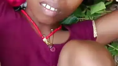 Adivasi sex of a man rubbing a lady’s pussy – Part 2