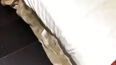 Wife gets fuck by a bull before her husband in xxx viral MMS