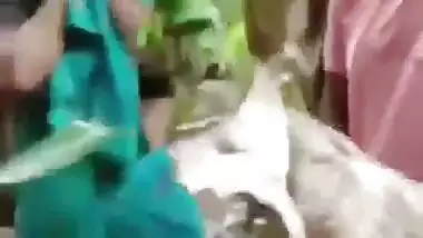 Desi outdoor sex of a Kolhapuri couple on a Banana farm